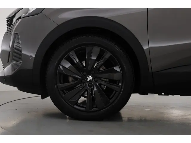 Peugeot 5008 1.2 PureTech GT Pack Business 2022 Benzine 29
