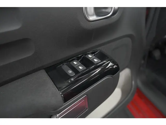 Citroën C3 PureTech 82 Shine 2020 Benzine 26