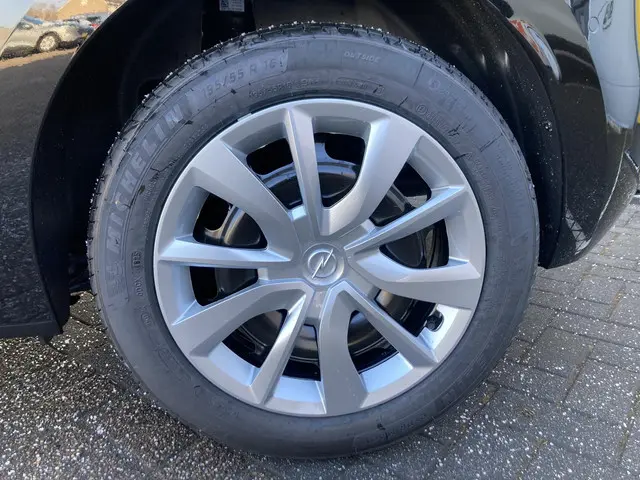 Opel Corsa 1.2 Turbo 100pk Edition 2026 Benzine 23