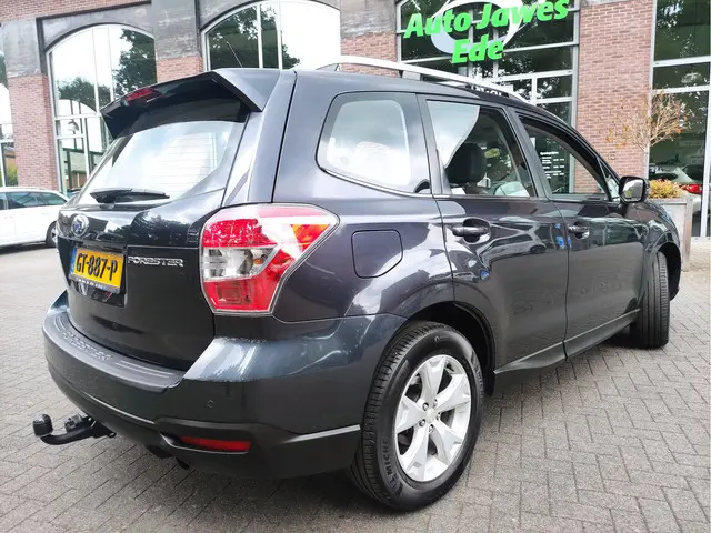 Subaru Forester 2.0 Luxury 2015 Benzine