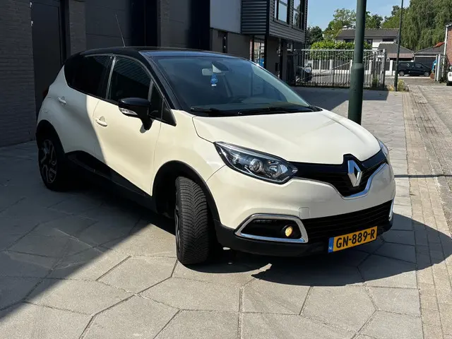 Renault Captur 0.9 TCe Dynamique 2015 Benzine 2