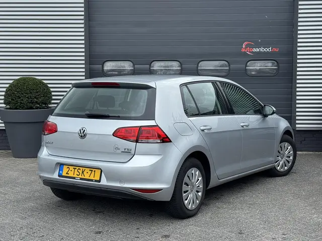 Volkswagen Golf 1.2 TSI Trend Edition 2014 Benzine 2