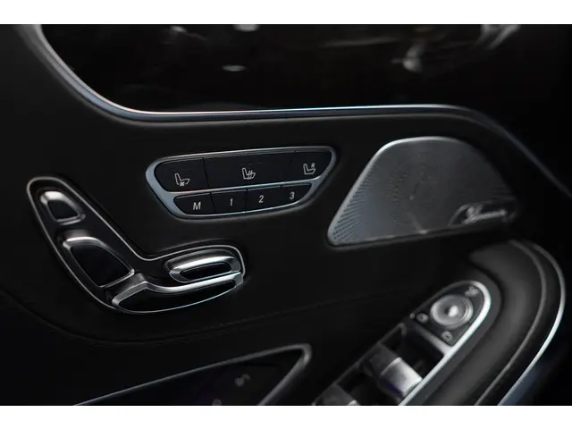 Mercedes-Benz S-Klasse Coupé 500 4Matic 2016 Benzine 41