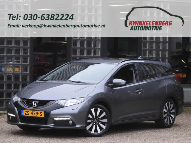 Honda Civic TOURER 1.8 SPORT/ CAMERA/ TREKHAAK/ 2014 Benzine