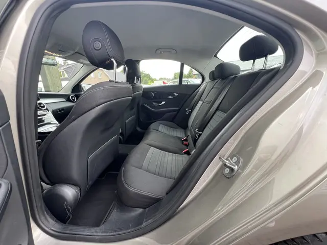 Mercedes-Benz C-Klasse Business Solution 2019 Benzine 20