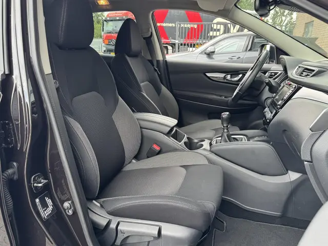 Nissan QASHQAI 1.3 DIG-T DESIGN EDITION 2021 Benzine 10