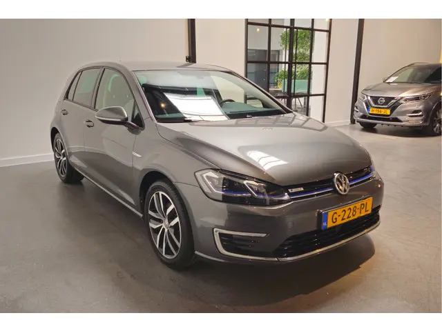 Volkswagen e-Golf E-DITION 2019 Elektrisch 2