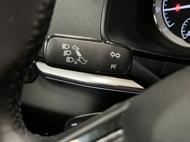 Škoda Karoq 1.5 TSI ACT Style Business 2018 Benzine 19