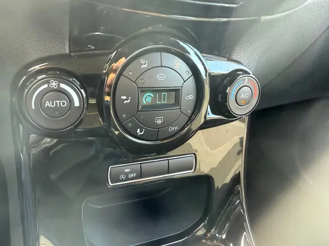 Ford Fiesta 1.0 EcoBoost Titanium 2013 Benzine 9