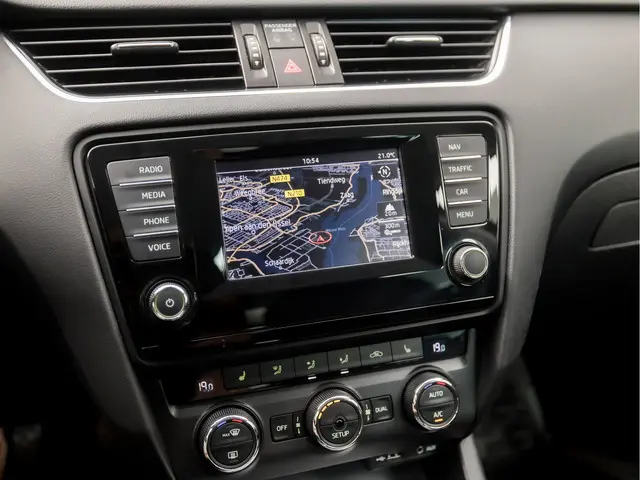 Škoda Octavia Combi 1.4 TSI Greentech Deluxe 2015 Benzine 8