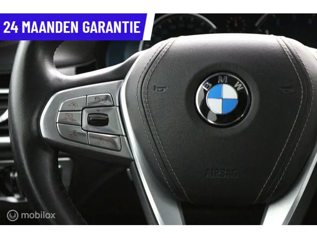 BMW 7 Serie 750Li xDrive High Executive 2015 Benzine 21