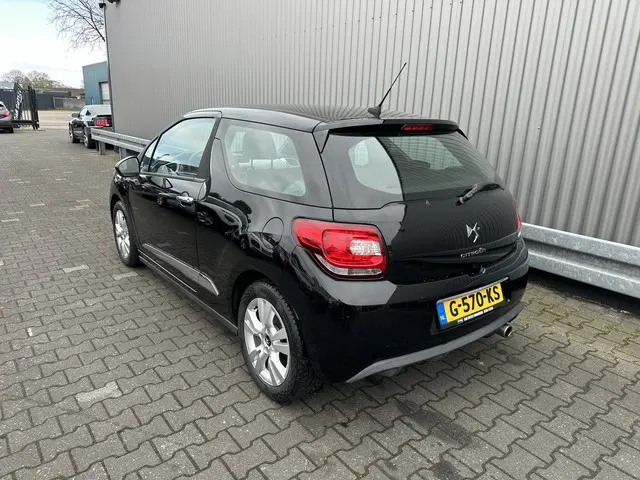 Citroën DS3 1.2 PureTech So Chic 2015 Benzine 14