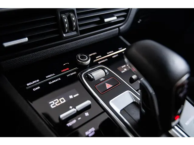 Porsche Cayenne 3.0 E-Hybrid 2020 Hybride Benzine 17