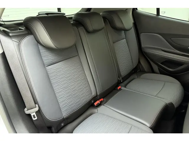 Opel Mokka 1.4 Turbo 140pk Innovation 2016 Benzine 18