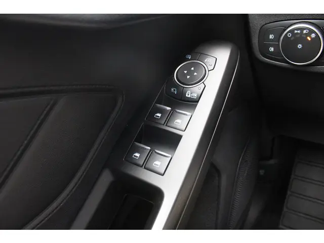 Ford Focus Wagon 2.3 EcoBoost ST-3 2021 Benzine 16