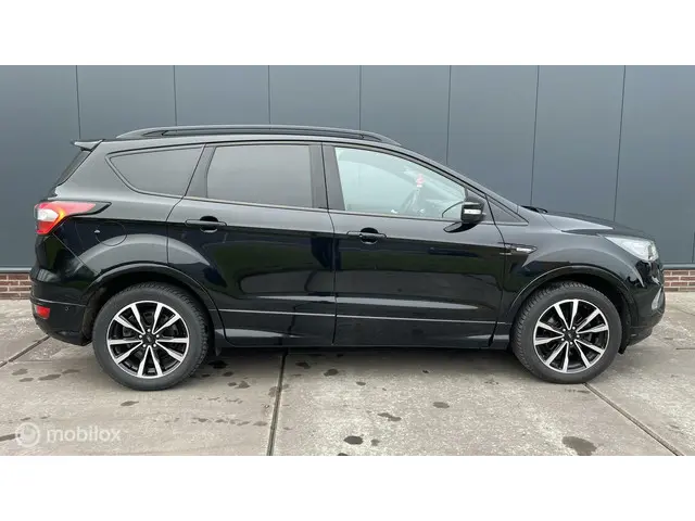 Ford Kuga 1.5 EcoBoost ST Line 2019 Benzine 6