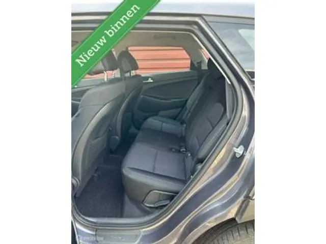 Hyundai Tucson 1.6 GDi i-Motion 2016 Benzine 16