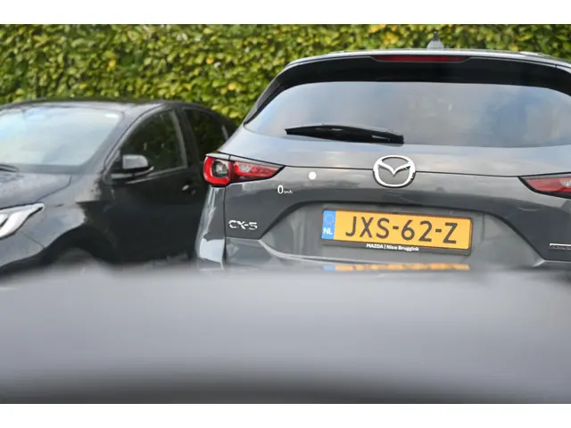 Mazda CX-5 SkyActiv-G 165 automaat Luxury 2021 Benzine 26
