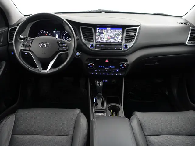 Hyundai Tucson 1.6 T-GDi Premium 4WD Aut- 2016 Benzine 6