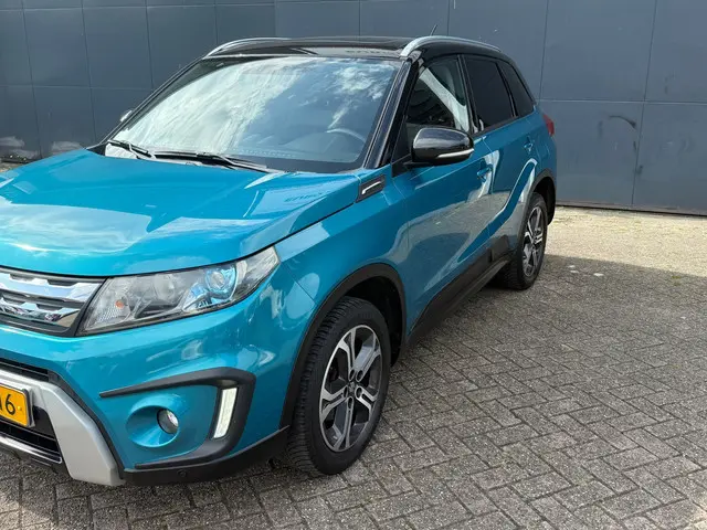 Suzuki Vitara 1.6 High Executive 2015 Benzine 6