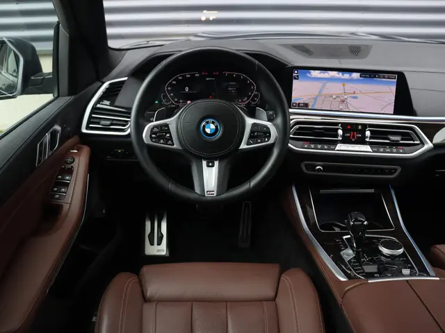 BMW X5 xDrive45e 2021 Hybride Benzine 9
