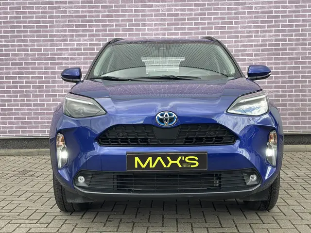 Toyota Yaris Cross 2