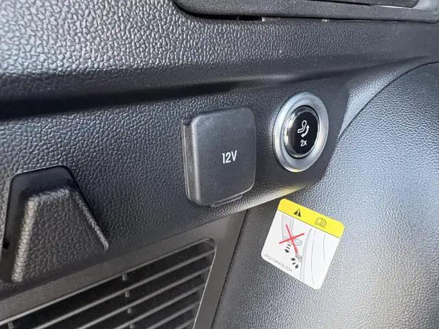 Ford Kuga 2.5 PHEV ST-Line X 2025 Hybride Benzine 13