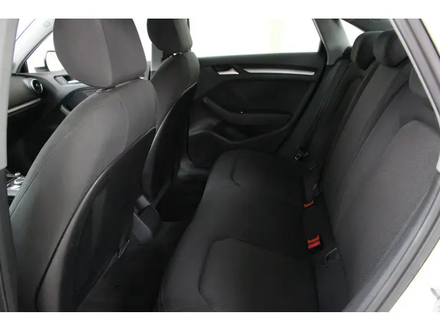 Audi A3 Limousine 35 TFSI 150PK 2020 Benzine 8