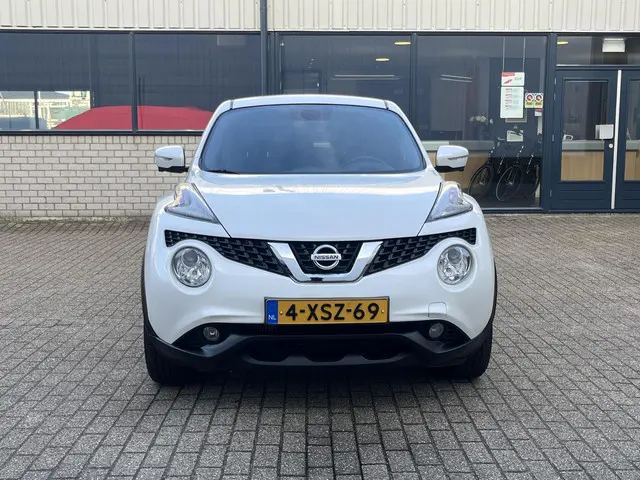 Nissan Juke 1.2 DIG-T S/S Connect Edition 2014 Benzine 35