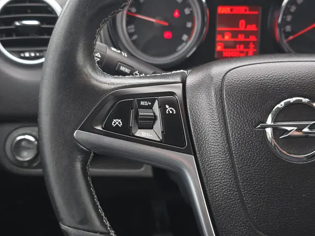 Opel Meriva 1.4 Turbo 2015 Benzine 21