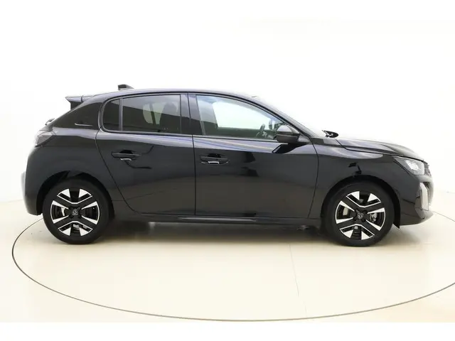 Peugeot 208 Hybrid 100 e-DCS6 Allure 2024 Benzine 9