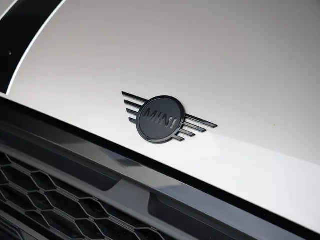 MINI 5-Deurs Cooper Aut. 2022 Benzine 15