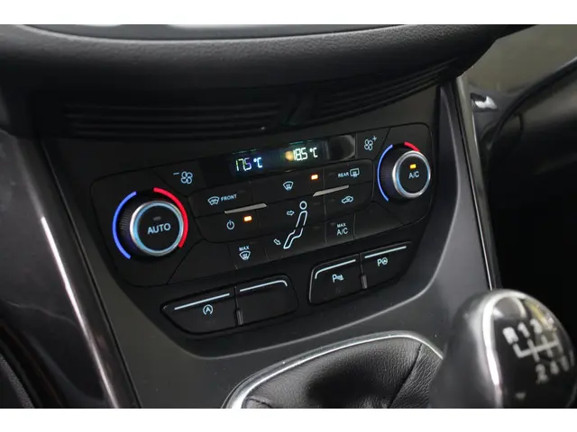 Ford Grand C-Max 1.0 Titanium 7p. 2017 Benzine 37