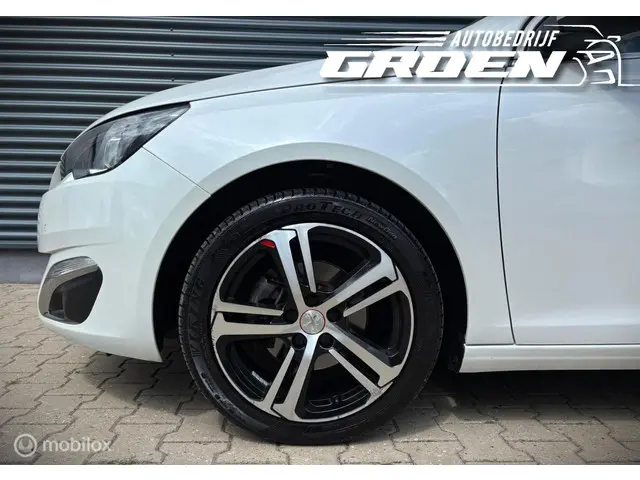 Peugeot 308 SW 1.2 PureTech Allure AUTOMAAT 2016 Benzine 18