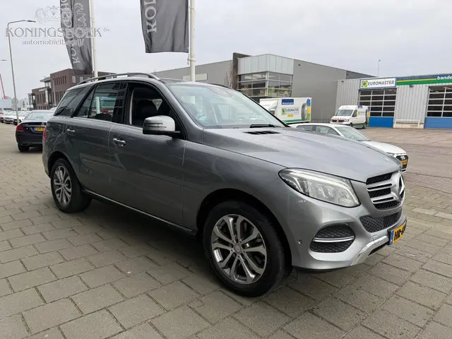 Mercedes-Benz GLE 3