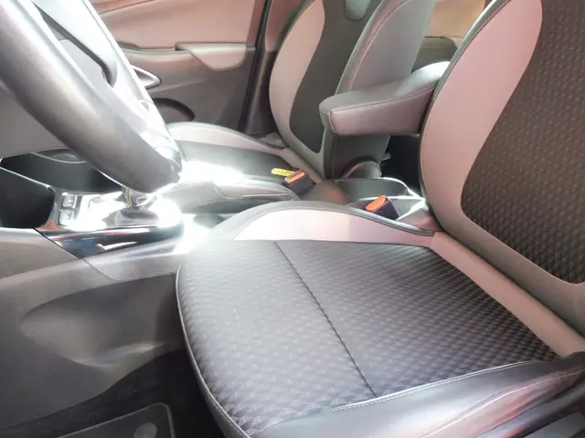 Opel Crossland X 1.2 Turbo Innovation 2019 Benzine 4