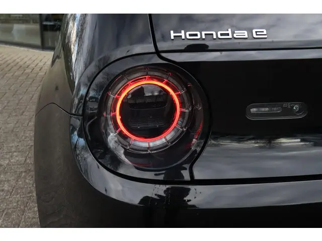 Honda e ADVANCE 17" *6.192KM* 2022 Elektrisch 16