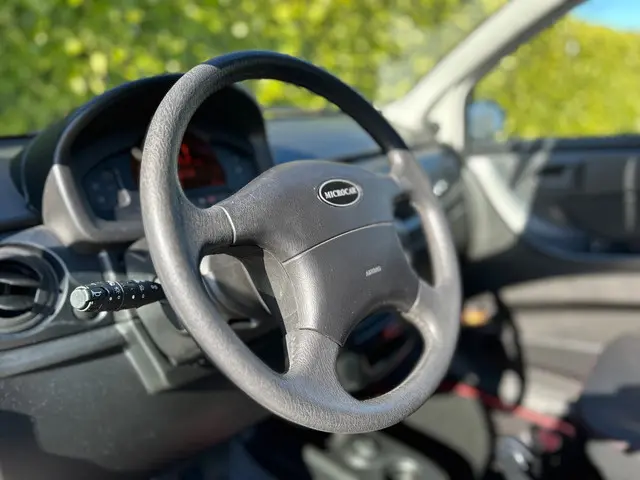 Microcar M.go Brommobiel S Automaat | Leder | 2013 Diesel 14
