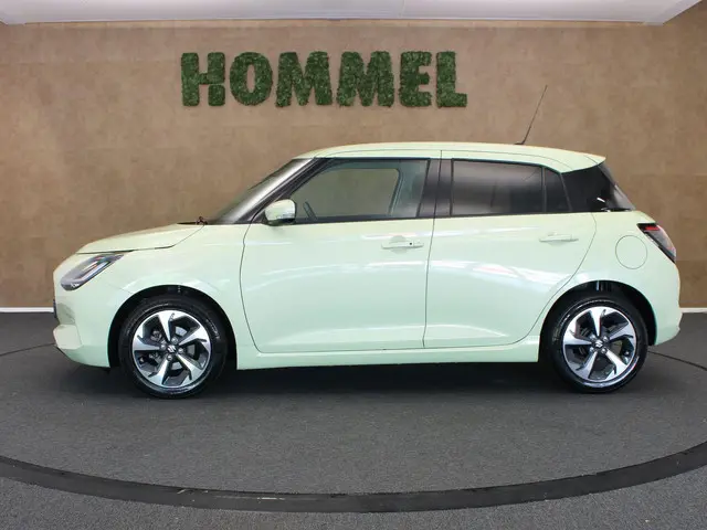 Suzuki Swift 1.2 Style Smart Hybrid 2024 Benzine 7