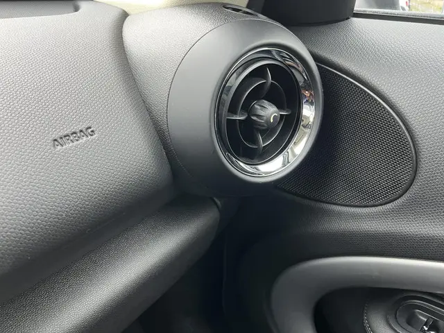 MINI Countryman 1.6 One Knockout Edition 2014 Benzine 66