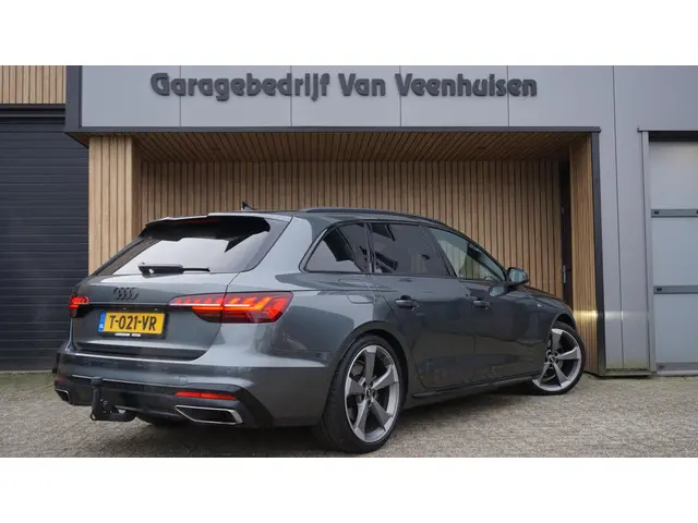 Audi A4 Avant 35 TFSI 150pk 2x S-Line 2022 Benzine 6