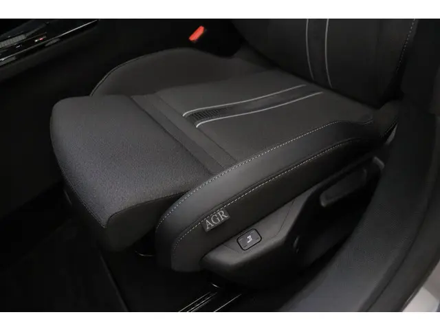 Opel Astra 1.6 Hybrid 180pk Level 4 2024 Hybride Benzine 19