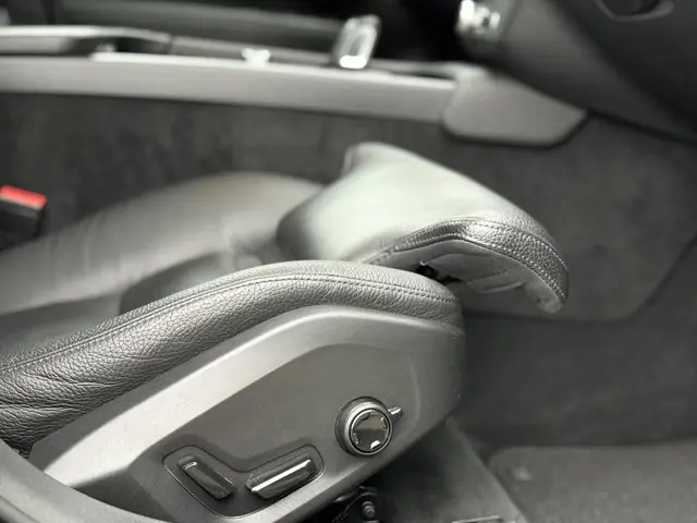 Volvo V90 Cross Country 2.0 B5 AWD Pro 2021 Benzine 16