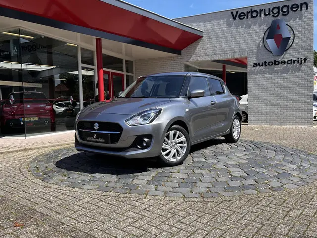 Suzuki Swift 1.2 Select Smart Hybrid 2023 Benzine 22