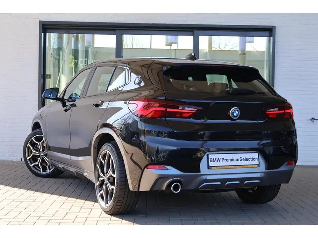 BMW X2 xDrive25e 2023 Hybride Benzine 2