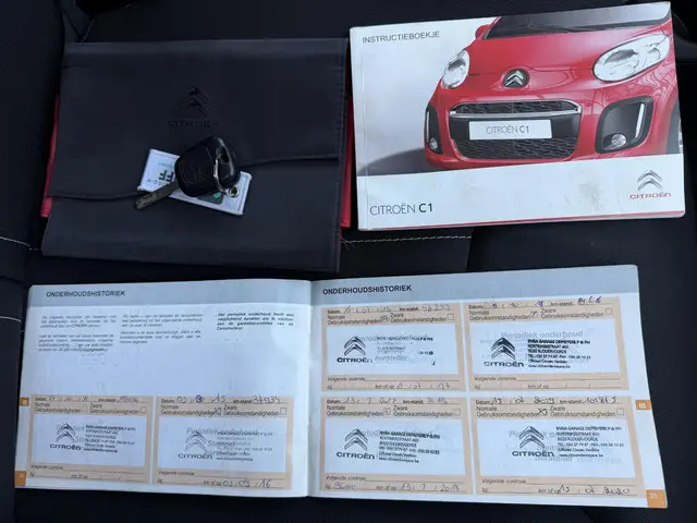 Citroën C1 1.0 Exclusive 2013 Benzine 19