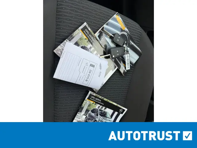Opel Meriva 1.4 Cosmo 2015 Benzine 24