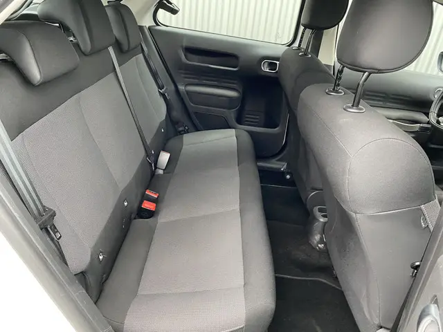 Citroën C4 Cactus 1.2 PureTech Business 2015 Benzine 18