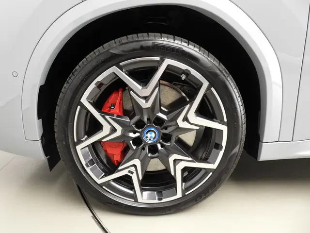 BMW iX2 xDrive30 2024 Elektrisch 39
