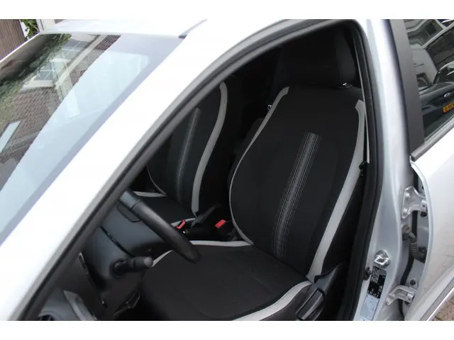 Hyundai i10 1.0 Comfort Carplay 2021 Benzine 10